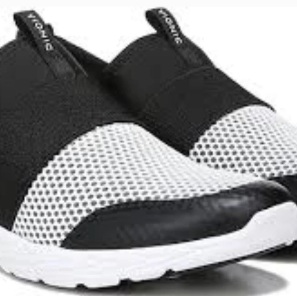 Vionic Camrie Slip-On Mesh Sneakers Shoes‎ Black/White Womens Size 7